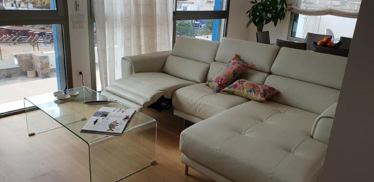 Beachfront Loft In פוארטו דה מוגן מראה חיצוני תמונה