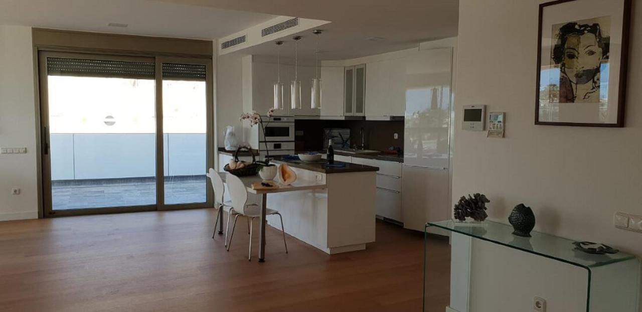Beachfront Loft In פוארטו דה מוגן מראה חיצוני תמונה